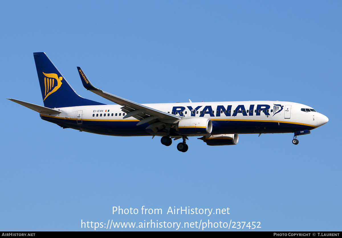 Aircraft Photo of EI-EVH | Boeing 737-8AS | Ryanair | AirHistory.net #237452