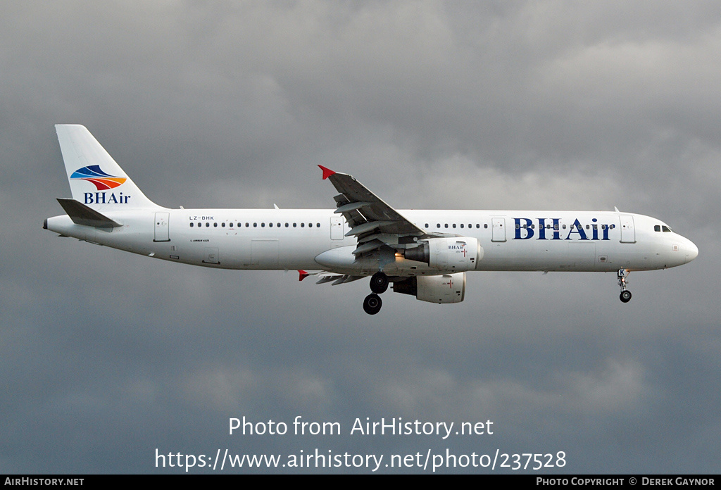 Aircraft Photo of LZ-BHK | Airbus A321-211 | Balkan Holidays Air - BH Air | AirHistory.net #237528