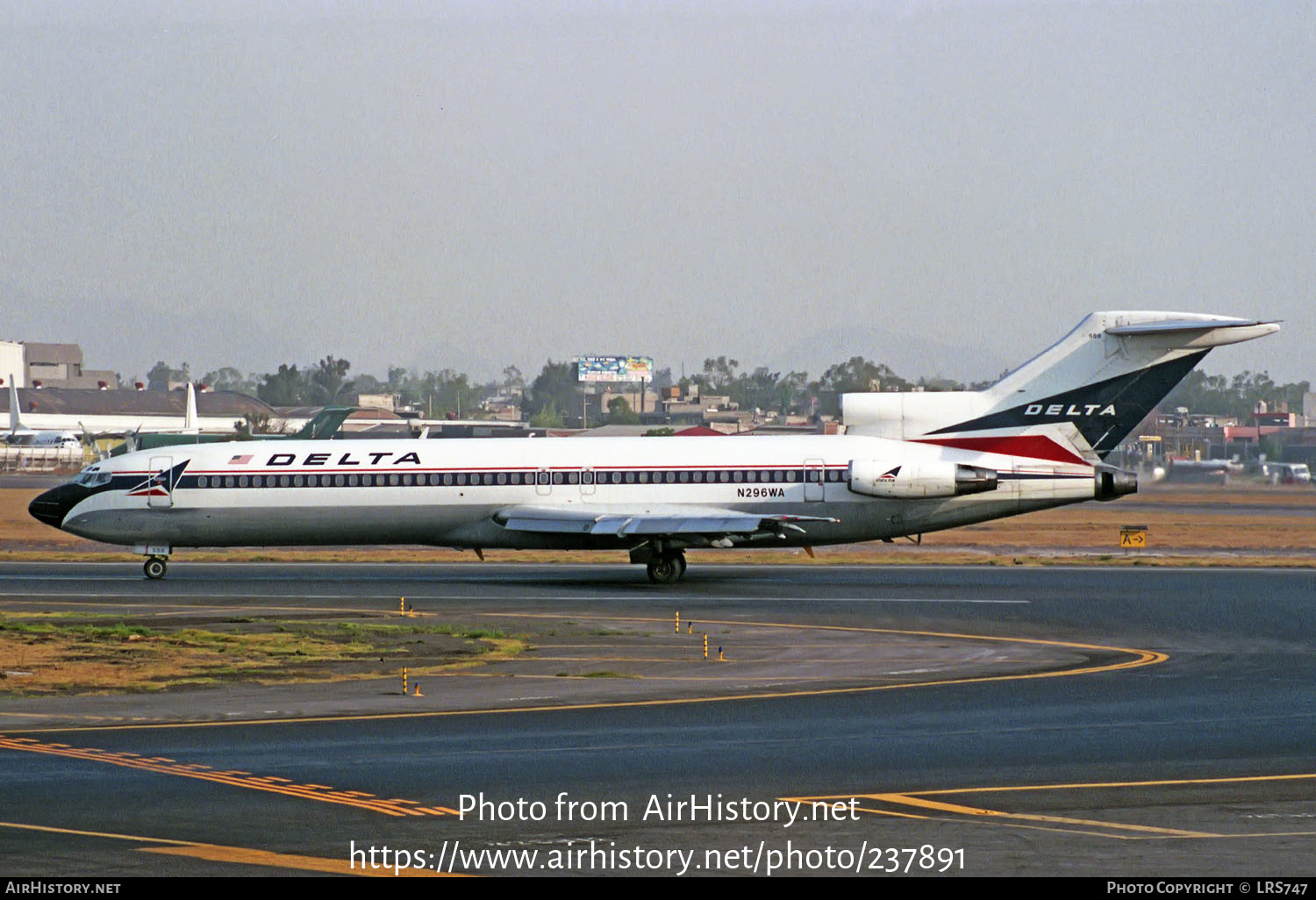 Aircraft Photo of N296WA | Boeing 727-247/Adv | Delta Air Lines | AirHistory.net #237891