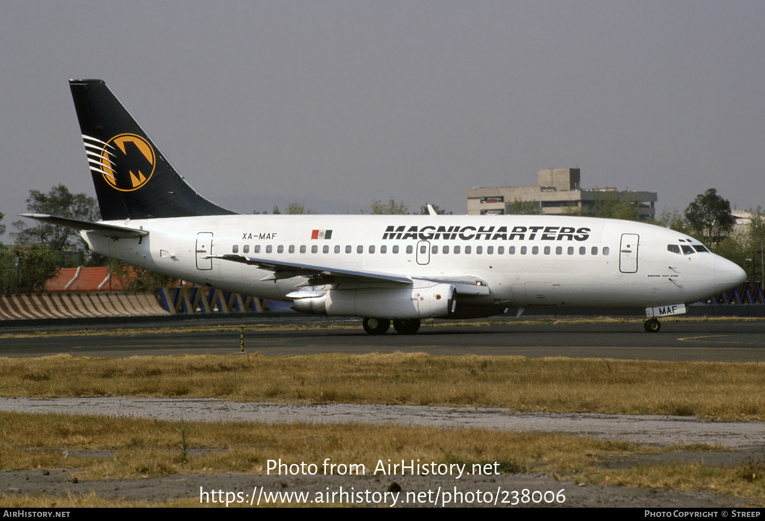 Aircraft Photo of XA-MAF | Boeing 737-2K9/Adv | Magnicharters | AirHistory.net #238006