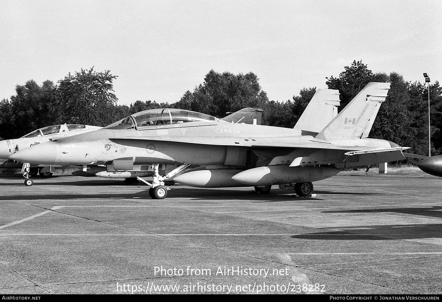 Aircraft Photo of 188927 | McDonnell Douglas CF-188B Hornet | Canada - Air Force | AirHistory.net #238282