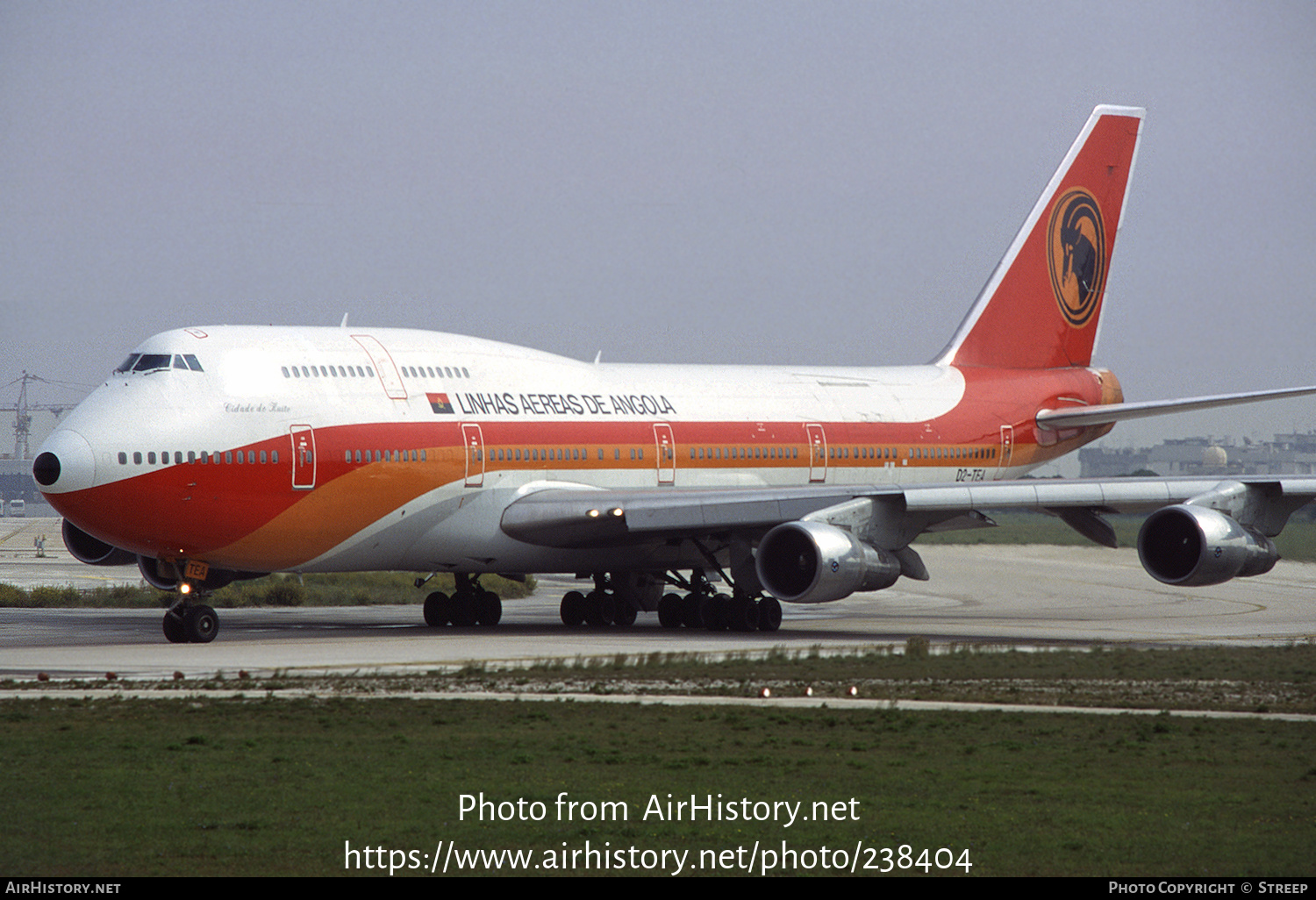 Aircraft Photo of D2-TEA | Boeing 747-312 | TAAG Angola Airlines - Linhas Aéreas de Angola | AirHistory.net #238404