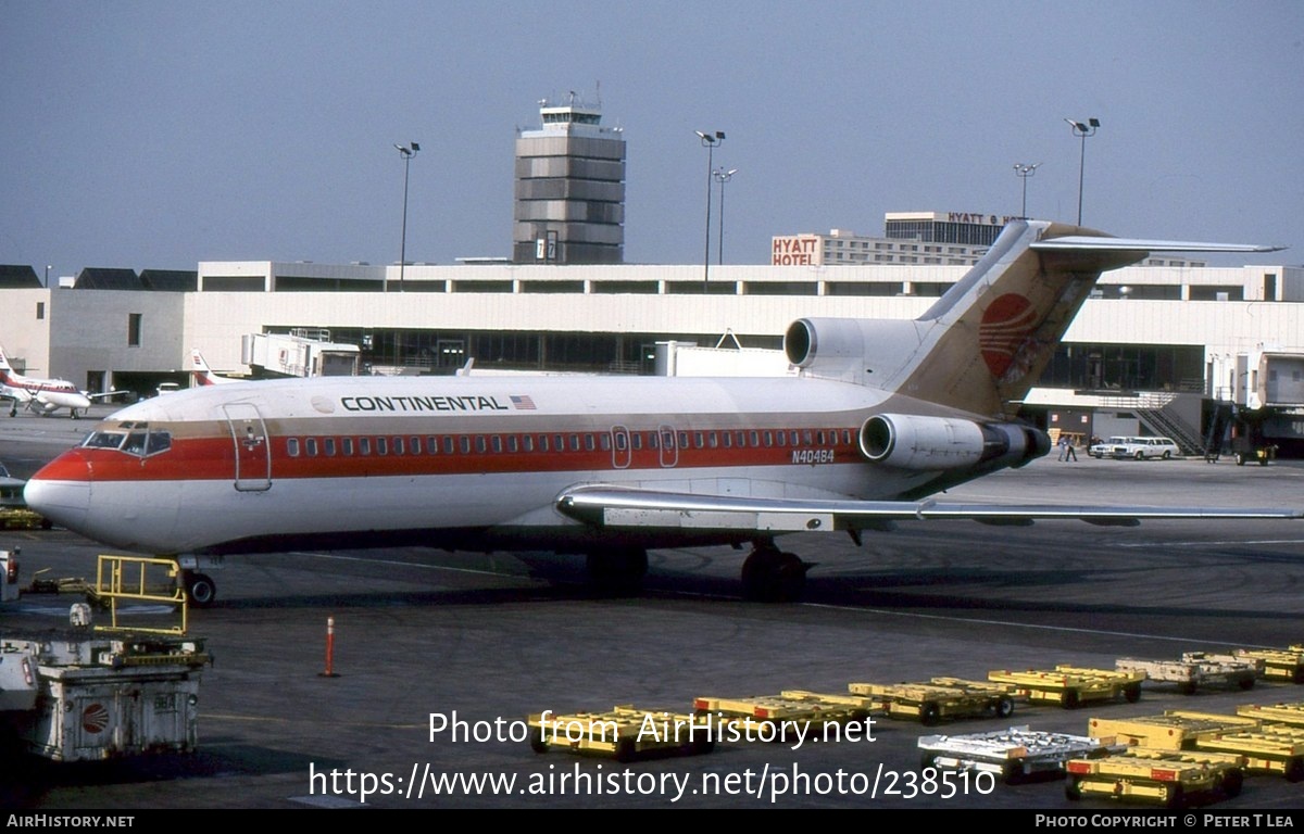 Aircraft Photo of N40484 | Boeing 727-22 | Continental Airlines | AirHistory.net #238510