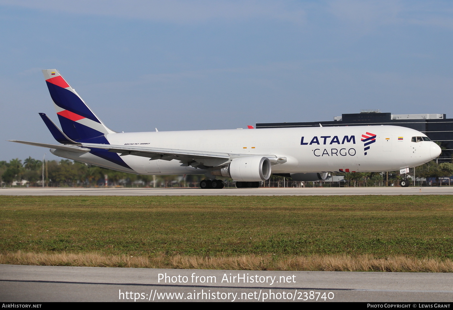 Aircraft Photo of N540LA | Boeing 767-316/ER(BCF) | LATAM Cargo | AirHistory.net #238740