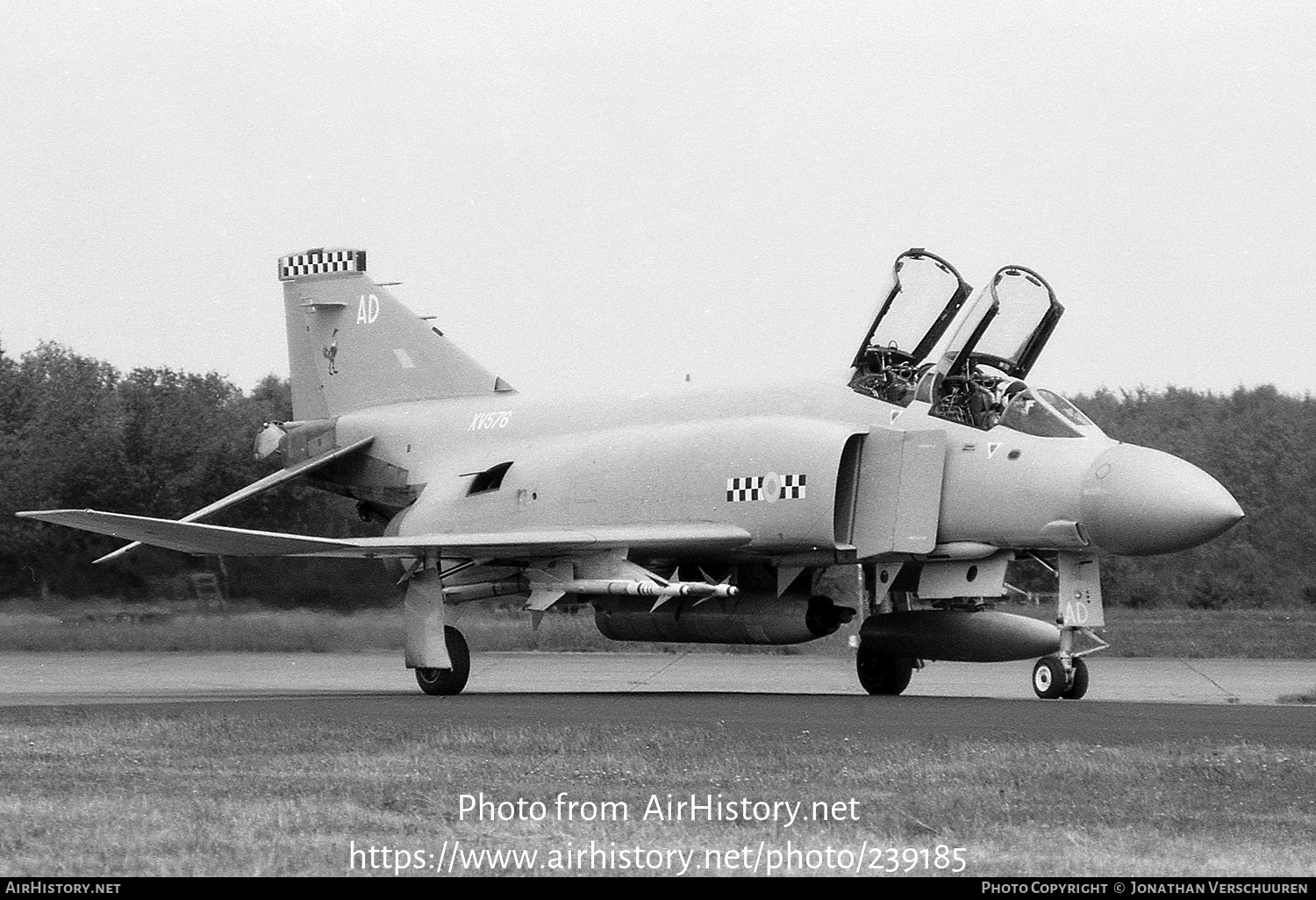 Aircraft Photo of XV576 | McDonnell Douglas F-4K Phantom FG1 | UK - Air Force | AirHistory.net #239185