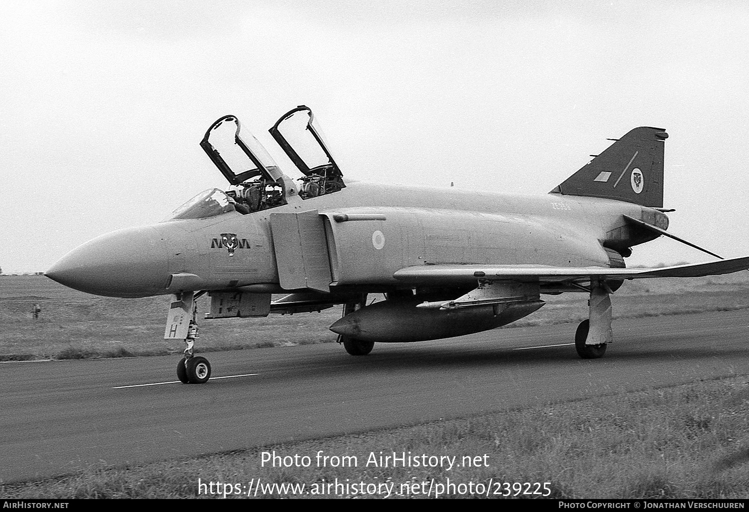 Aircraft Photo of ZE358 | McDonnell Douglas F-4J(UK) Phantom | UK - Air Force | AirHistory.net #239225