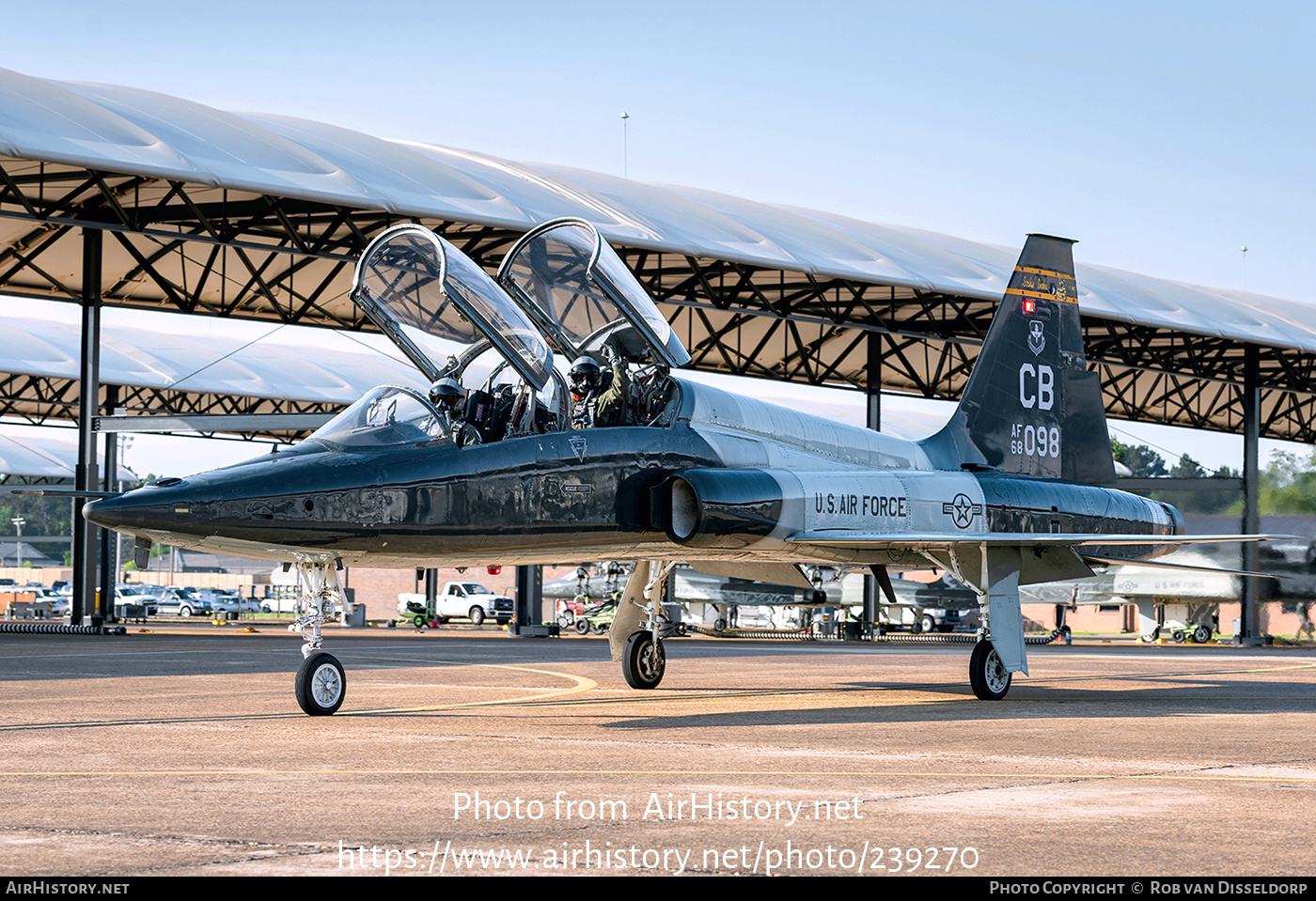 Aircraft Photo of 68-8098 / AF68-098 | Northrop T-38C Talon | USA - Air Force | AirHistory.net #239270