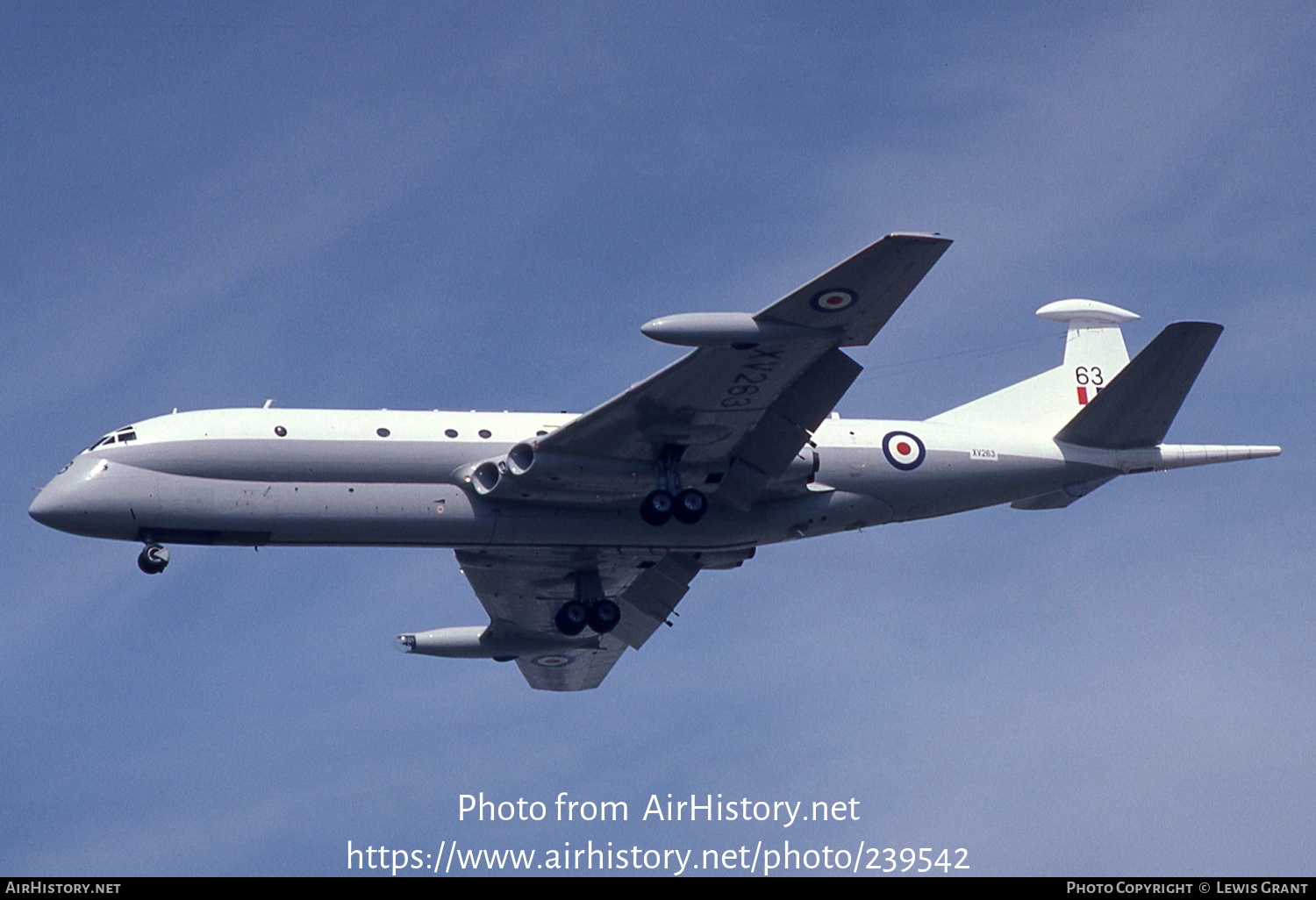 Aircraft Photo of XV263 | Hawker Siddeley HS-801 Nimrod MR.1 | UK - Air Force | AirHistory.net #239542