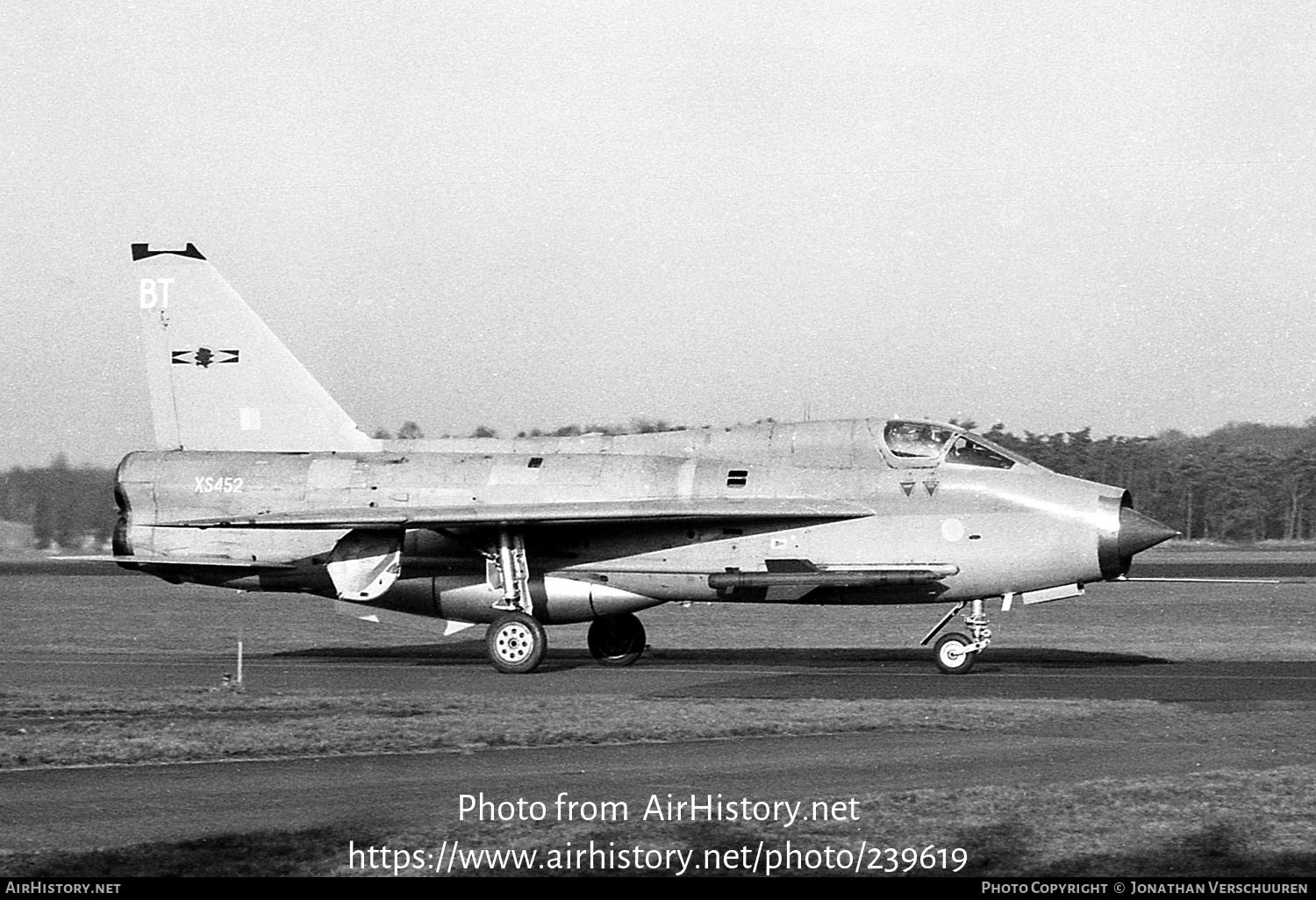 Aircraft Photo of XS452 | English Electric Lightning T5 | UK - Air Force | AirHistory.net #239619