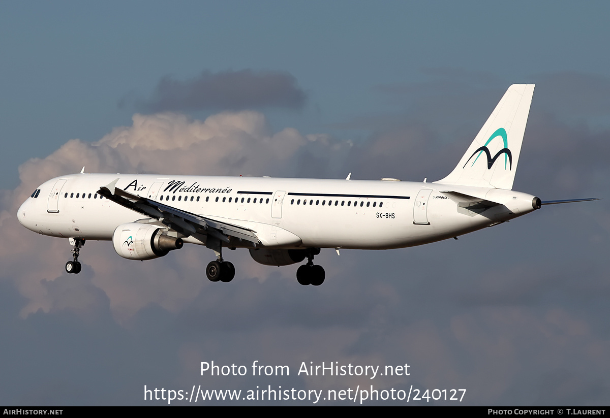 Aircraft Photo of SX-BHS | Airbus A321-111 | Air Méditerranée ...