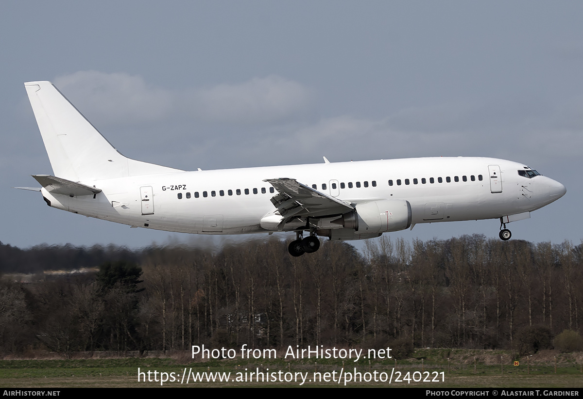 Aircraft Photo of G-ZAPZ | Boeing 737-33A(QC) | AirHistory.net #240221