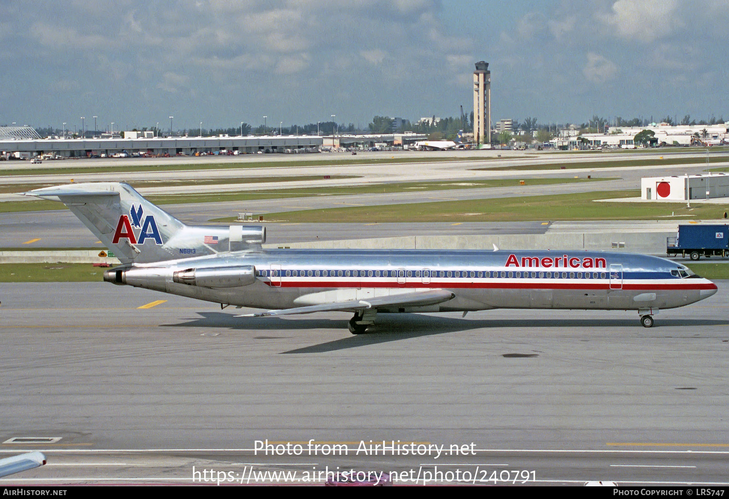 Aircraft Photo of N6813 | Boeing 727-223 | American Airlines | AirHistory.net #240791