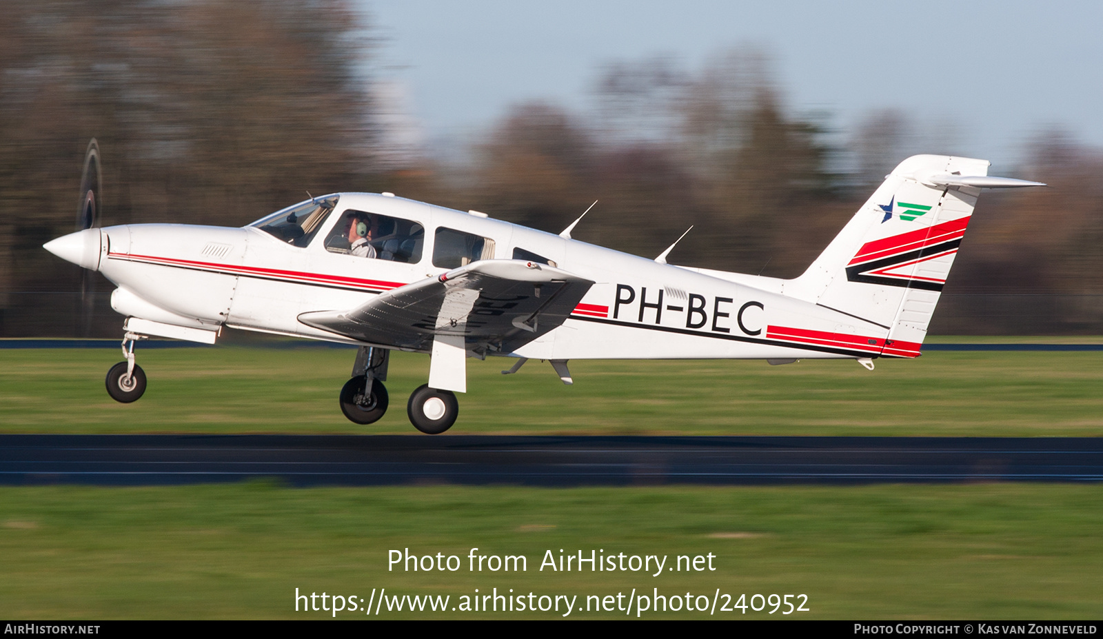 Aircraft Photo of PH-BEC | Piper PA-28RT-201 Arrow IV | Stella Aviation | AirHistory.net #240952