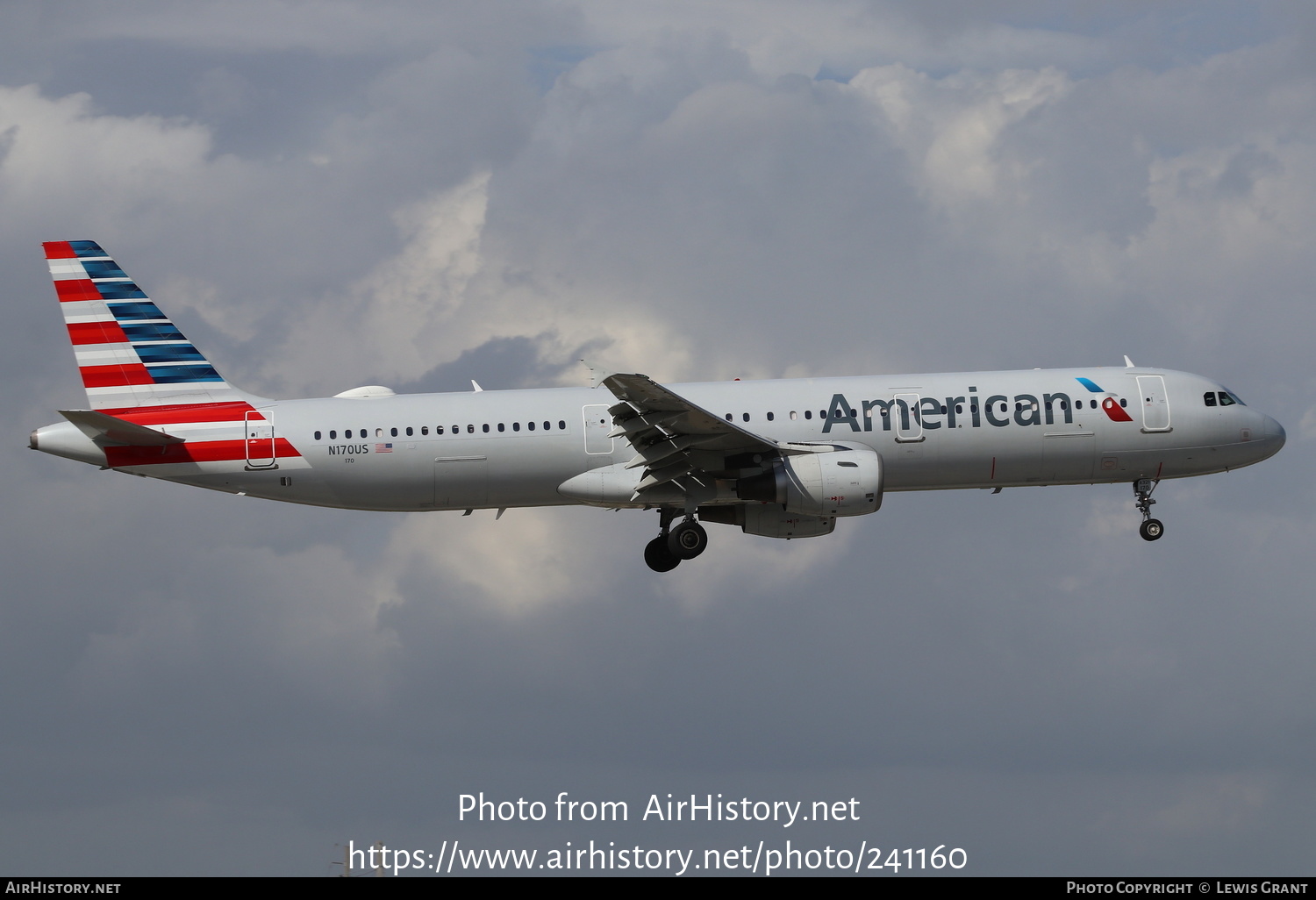 Aircraft Photo of N170US | Airbus A321-211 | American Airlines | AirHistory.net #241160