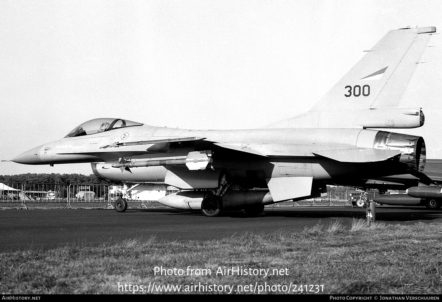 Aircraft Photo of 300 | General Dynamics F-16A Fighting Falcon | Norway - Air Force | AirHistory.net #241231