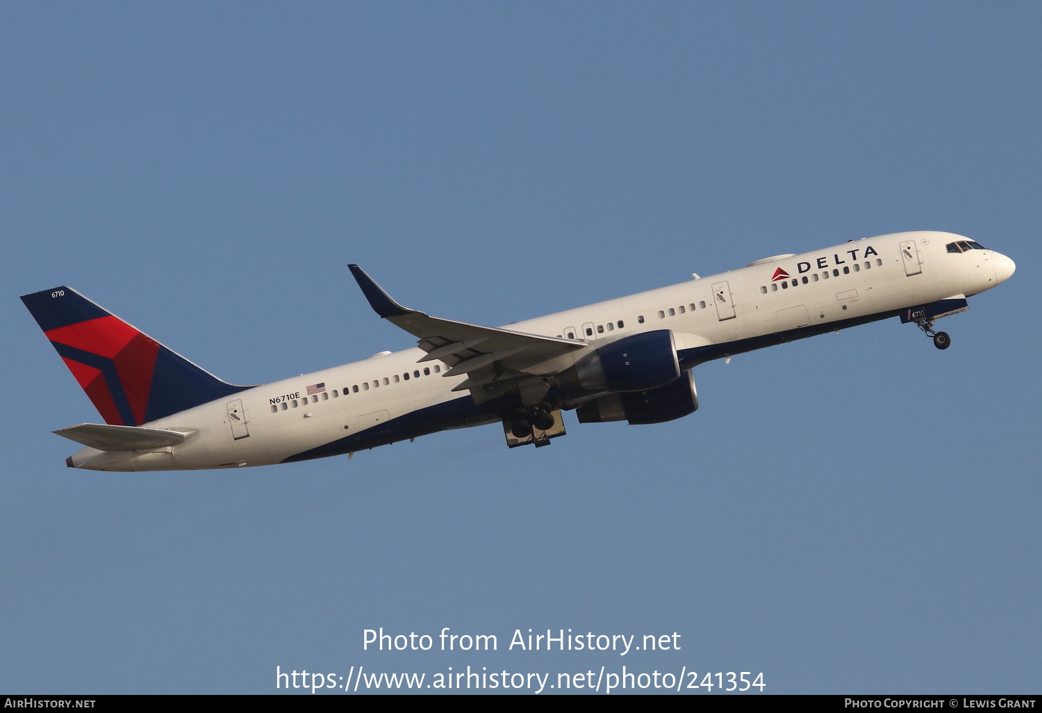 Aircraft Photo of N6710E | Boeing 757-232 | Delta Air Lines | AirHistory.net #241354