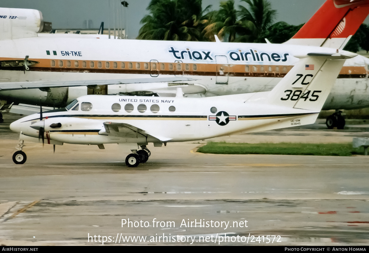 Aircraft Photo of 163845 / 3845 | Beech UC-12M Super King Air (A200C) | USA - Navy | AirHistory.net #241572