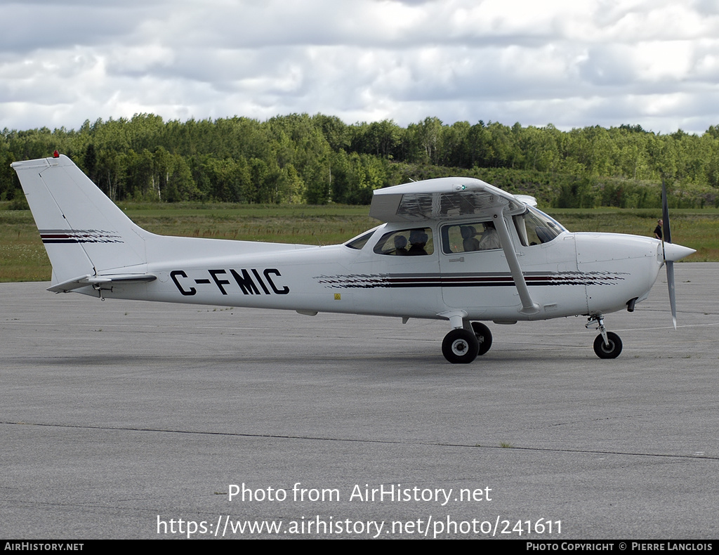 Aircraft Photo of C-FMIC | Cessna 172R Skyhawk II | AirHistory.net #241611