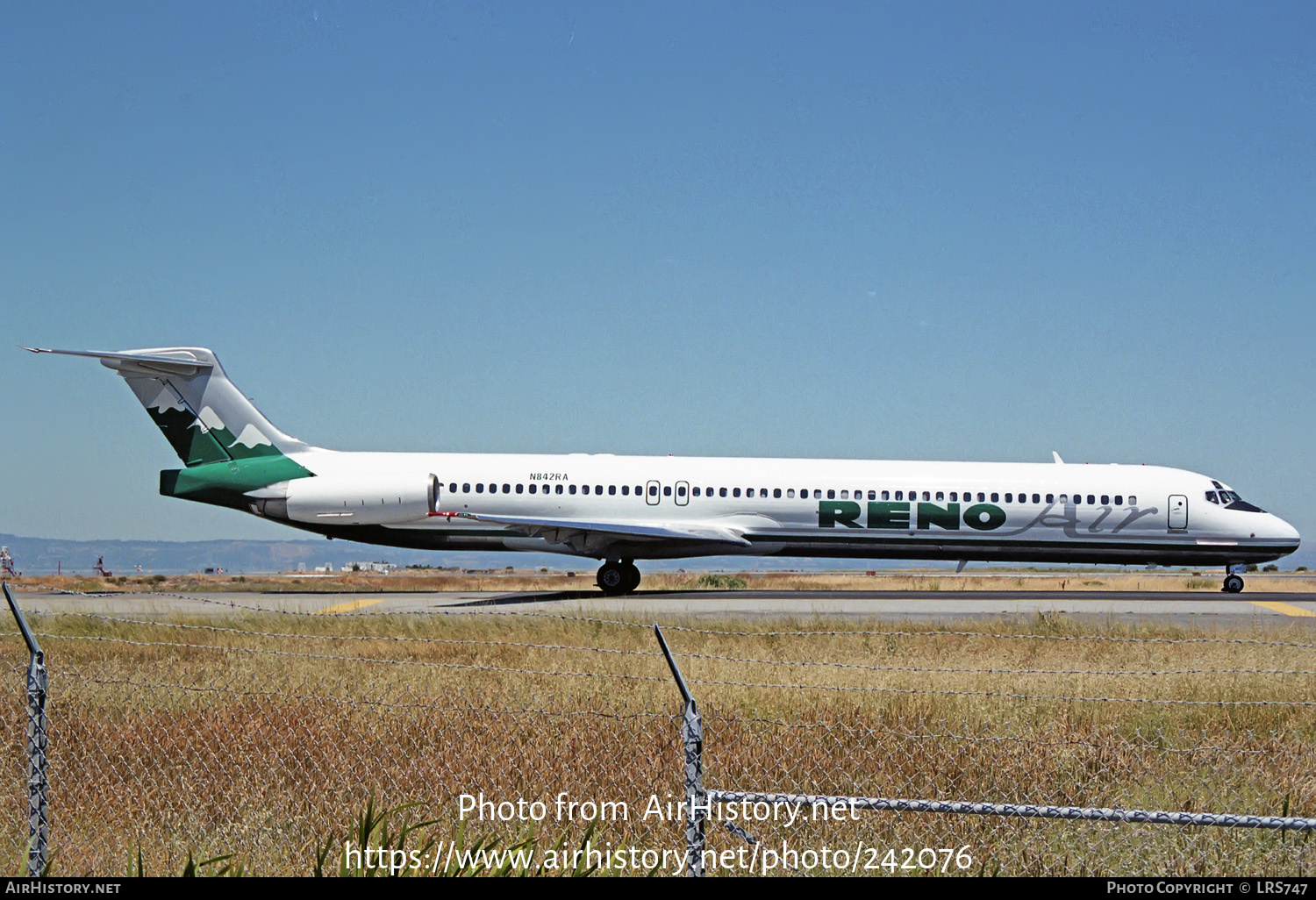 Aircraft Photo of N842RA | McDonnell Douglas MD-82 (DC-9-82) | Reno Air | AirHistory.net #242076