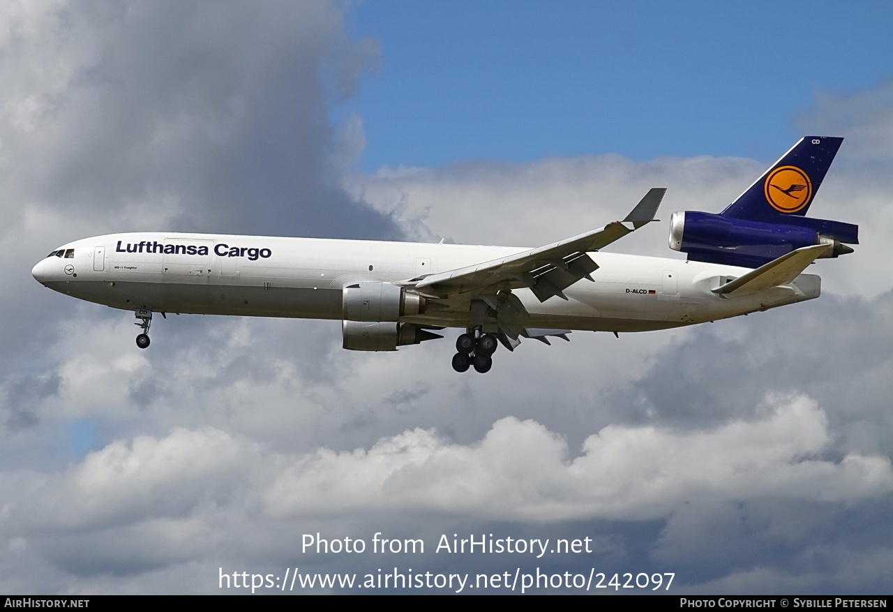 Aircraft Photo of D-ALCD | McDonnell Douglas MD-11F | Lufthansa Cargo | AirHistory.net #242097