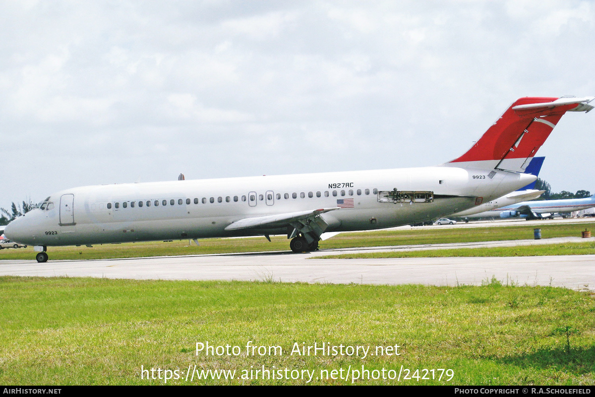 Aircraft Photo of N927RC | McDonnell Douglas DC-9-32 | AirHistory.net #242179