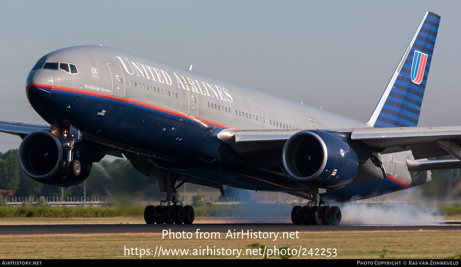 Aircraft Photo of N781UA | Boeing 777-222 | United Airlines | AirHistory.net #242253