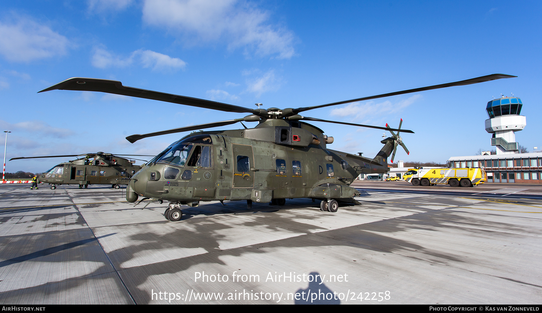 Aircraft Photo of ZJ120 | EHI EH101-411 Merlin HC3 | UK - Air Force | AirHistory.net #242258