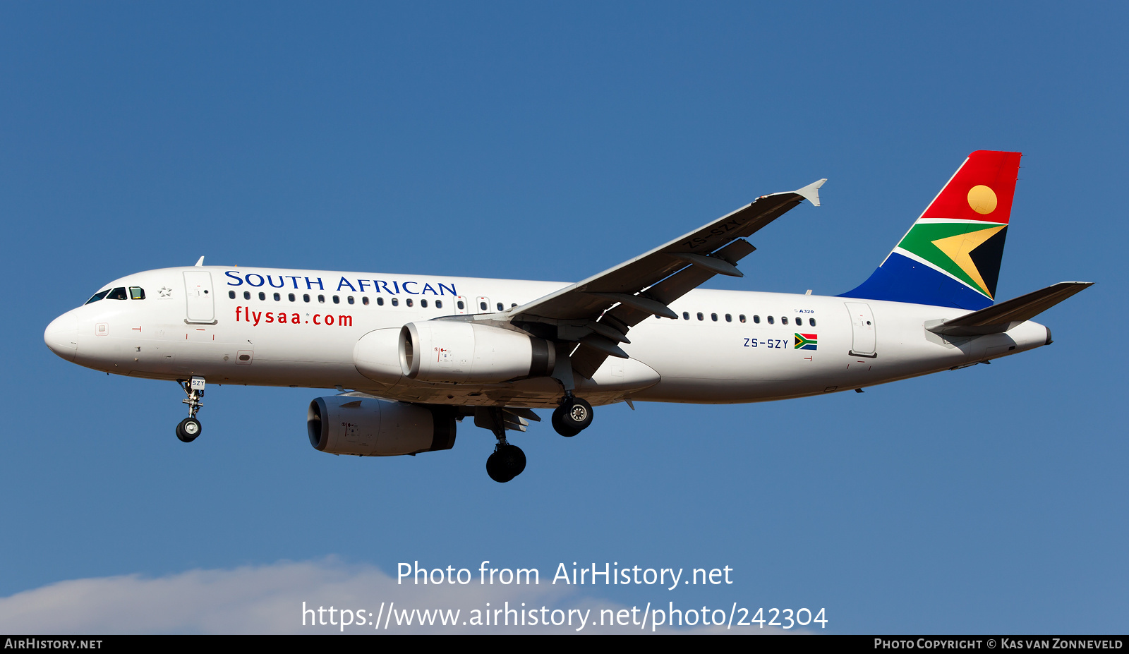 Aircraft Photo of ZS-SZY | Airbus A320-232 | South African Airways | AirHistory.net #242304