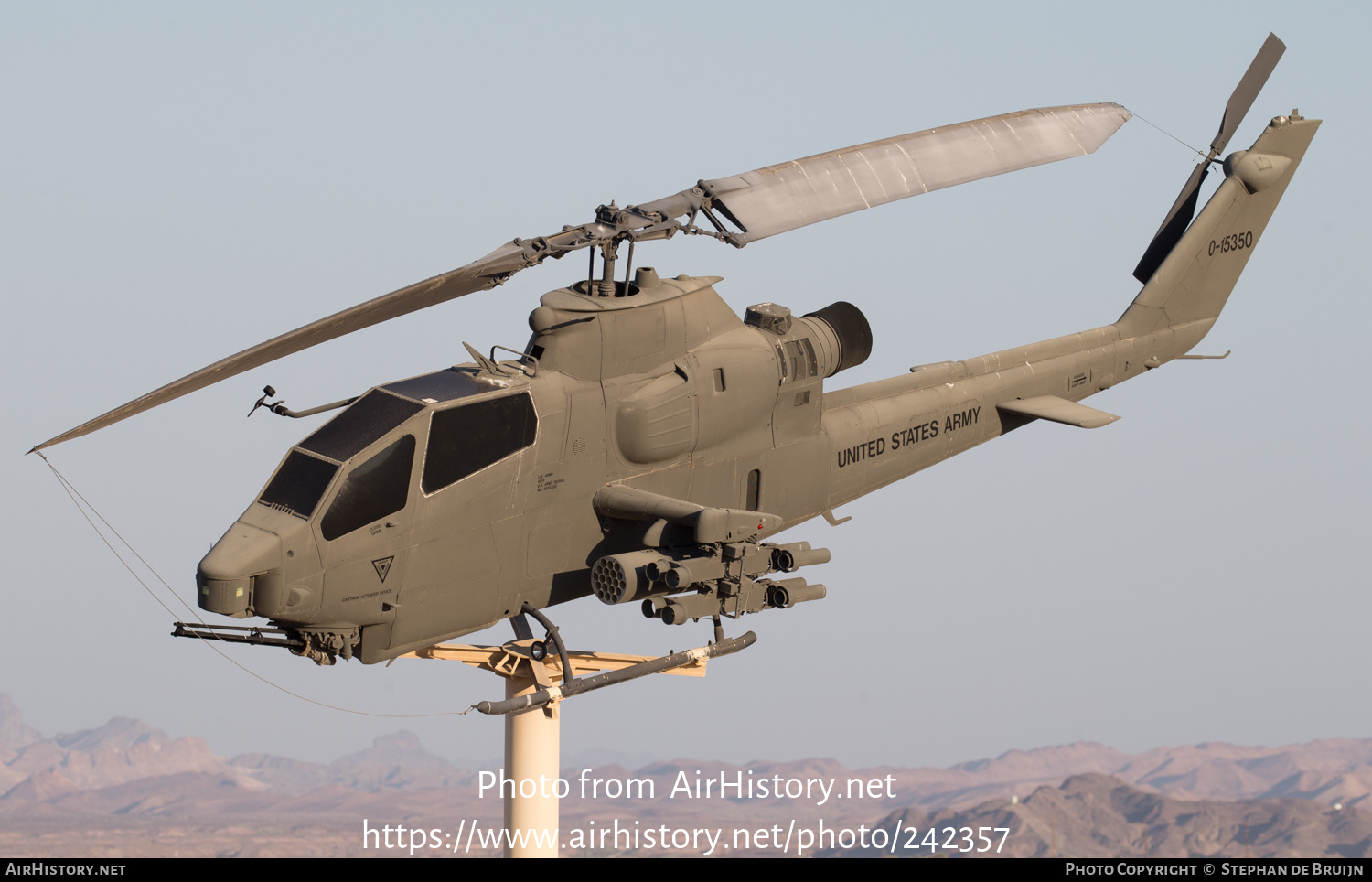 Aircraft Photo of 66-15350 / 0-15350 | Bell AH-1F Cobra (209) | USA - Army | AirHistory.net #242357