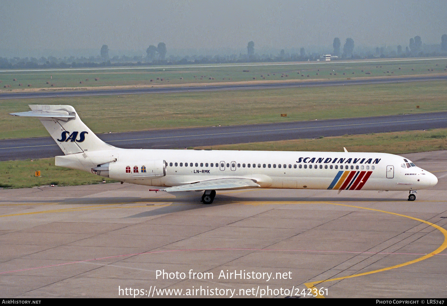 Aircraft Photo of LN-RMK | McDonnell Douglas MD-87 (DC-9-87) | Scandinavian Airlines - SAS | AirHistory.net #242361