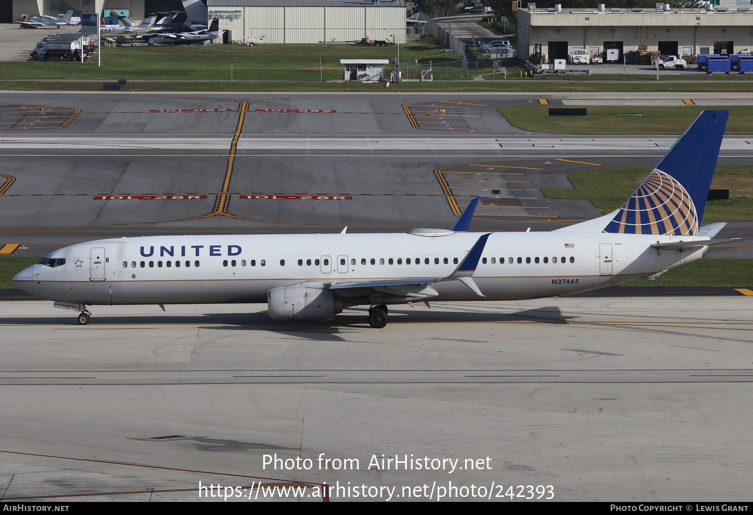 Aircraft Photo of N37465 | Boeing 737-924/ER | United Airlines | AirHistory.net #242393