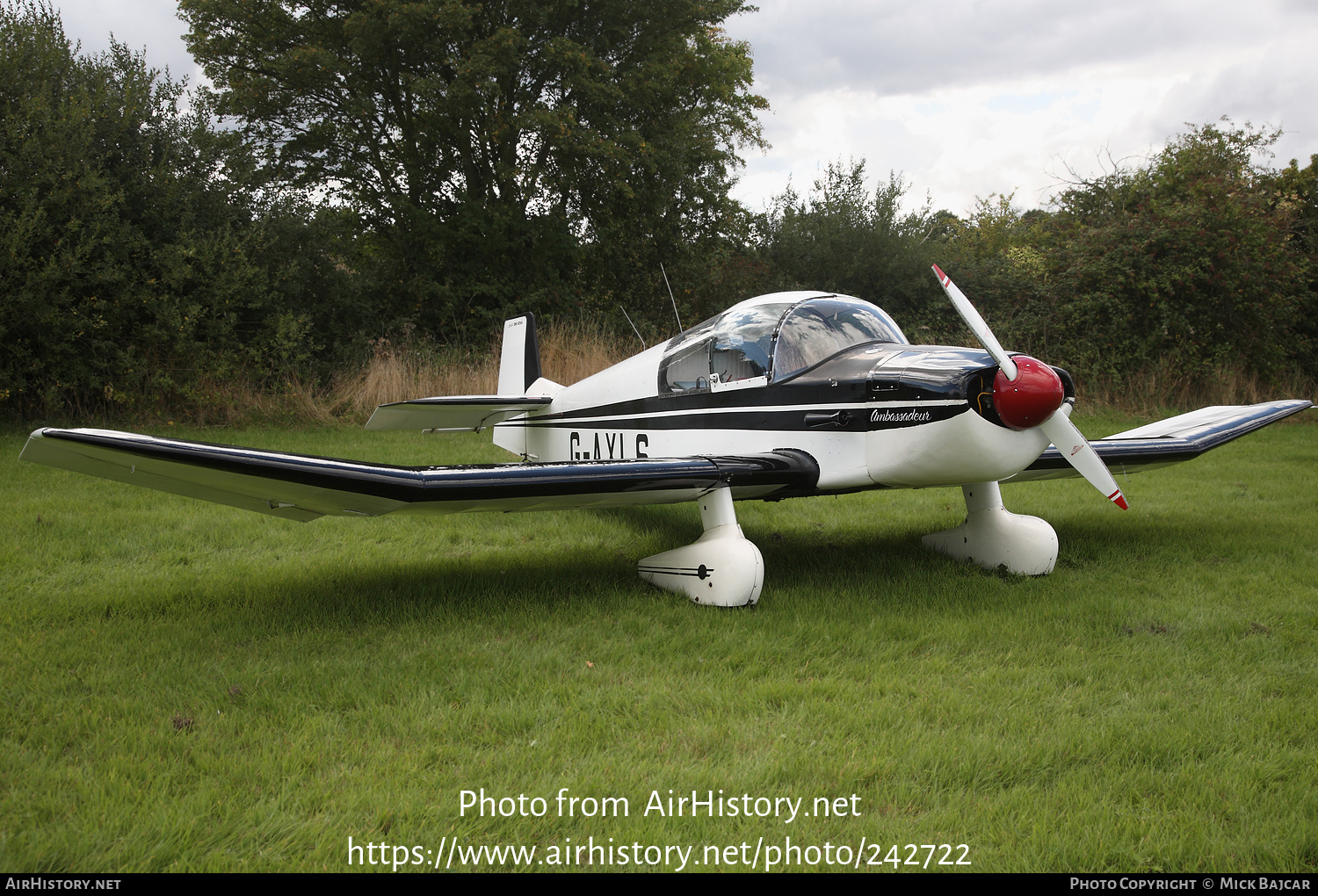 Aircraft Photo of G-AXLS | Jodel DR-105A | AirHistory.net #242722