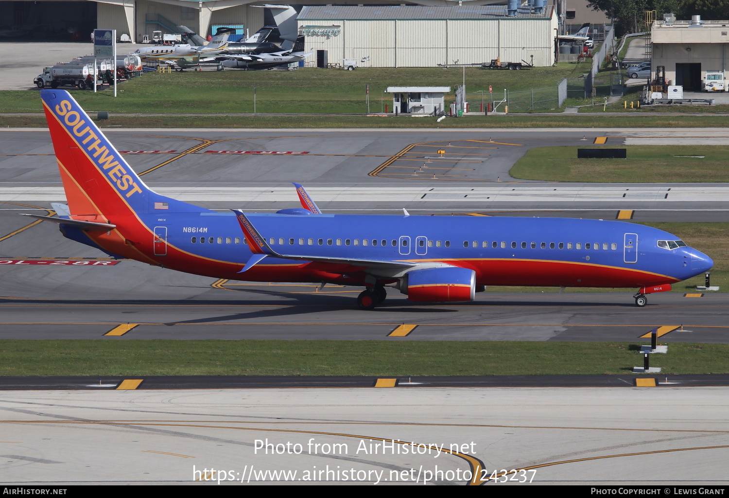 Aircraft Photo of N8614M | Boeing 737-8H4 | Southwest Airlines | AirHistory.net #243237