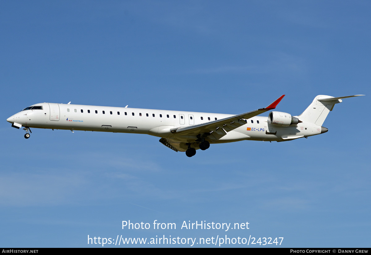 Aircraft Photo of EC-LPG | Bombardier CRJ-1000 (CL-600-2E25) | Air Nostrum | AirHistory.net #243247