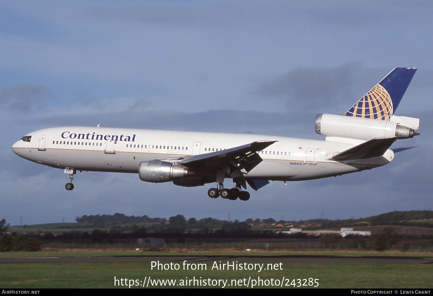 Aircraft Photo of N68065 | McDonnell Douglas DC-10-30 | Continental Airlines | AirHistory.net #243285