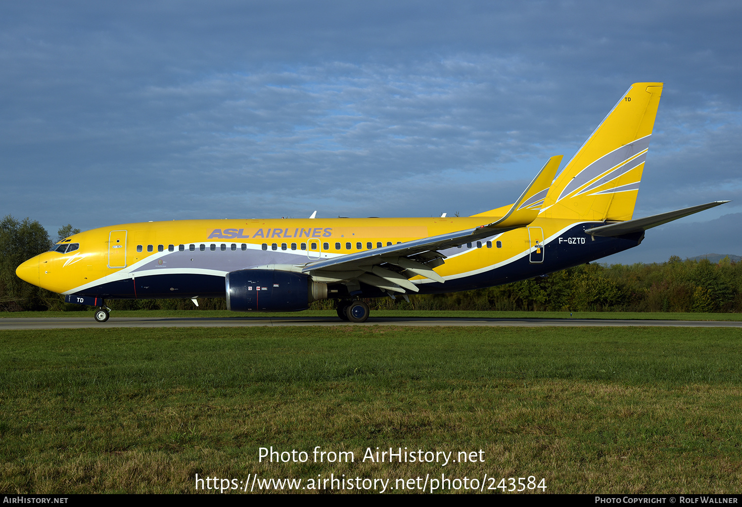 Aircraft Photo of F-GZTD | Boeing 737-73V | ASL Airlines | AirHistory.net #243584