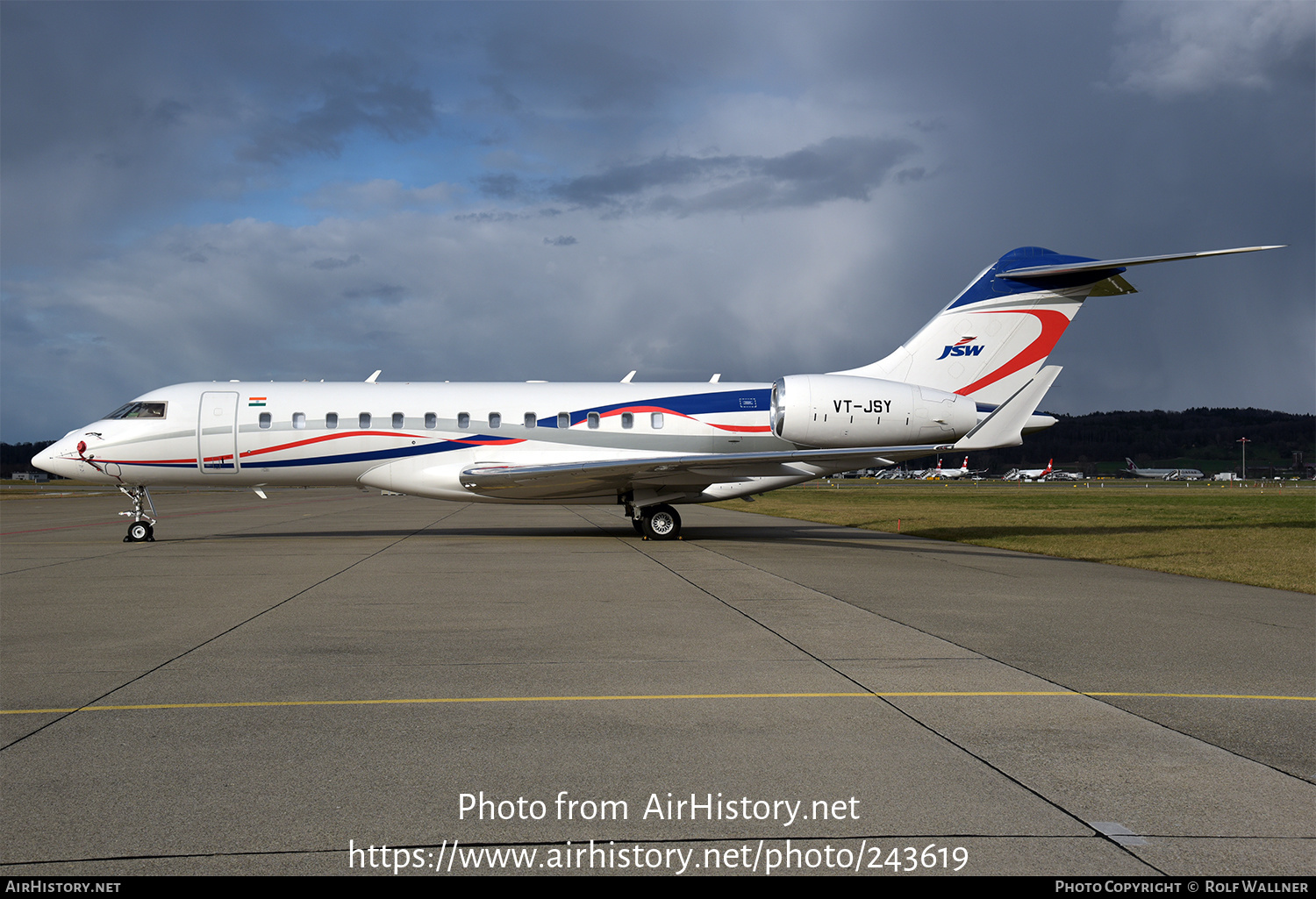 Aircraft Photo of VT-JSY | Bombardier Global 6000 (BD-700-1A10) | AirHistory.net #243619