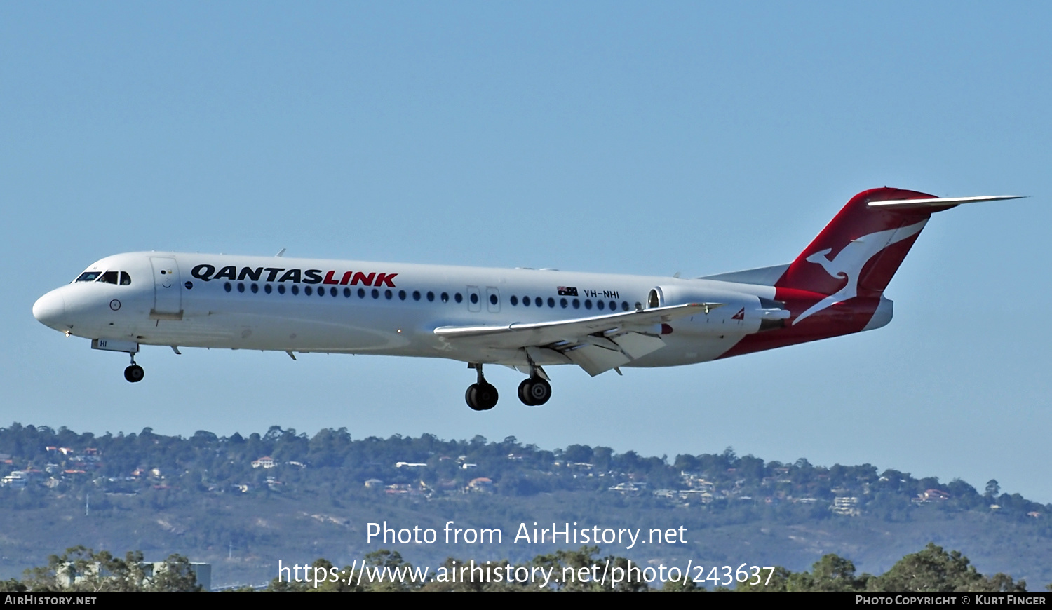 Aircraft Photo of VH-NHI | Fokker 100 (F28-0100) | QantasLink | AirHistory.net #243637