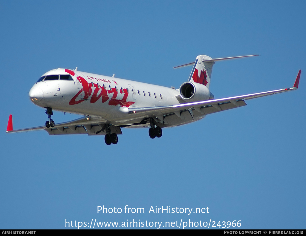 Aircraft Photo of C-GNJA | Bombardier CRJ-200ER (CL-600-2B19) | Air Canada Jazz | AirHistory.net #243966