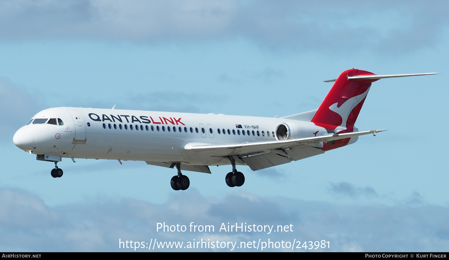 Aircraft Photo of VH-NHF | Fokker 100 (F28-0100) | QantasLink | AirHistory.net #243981