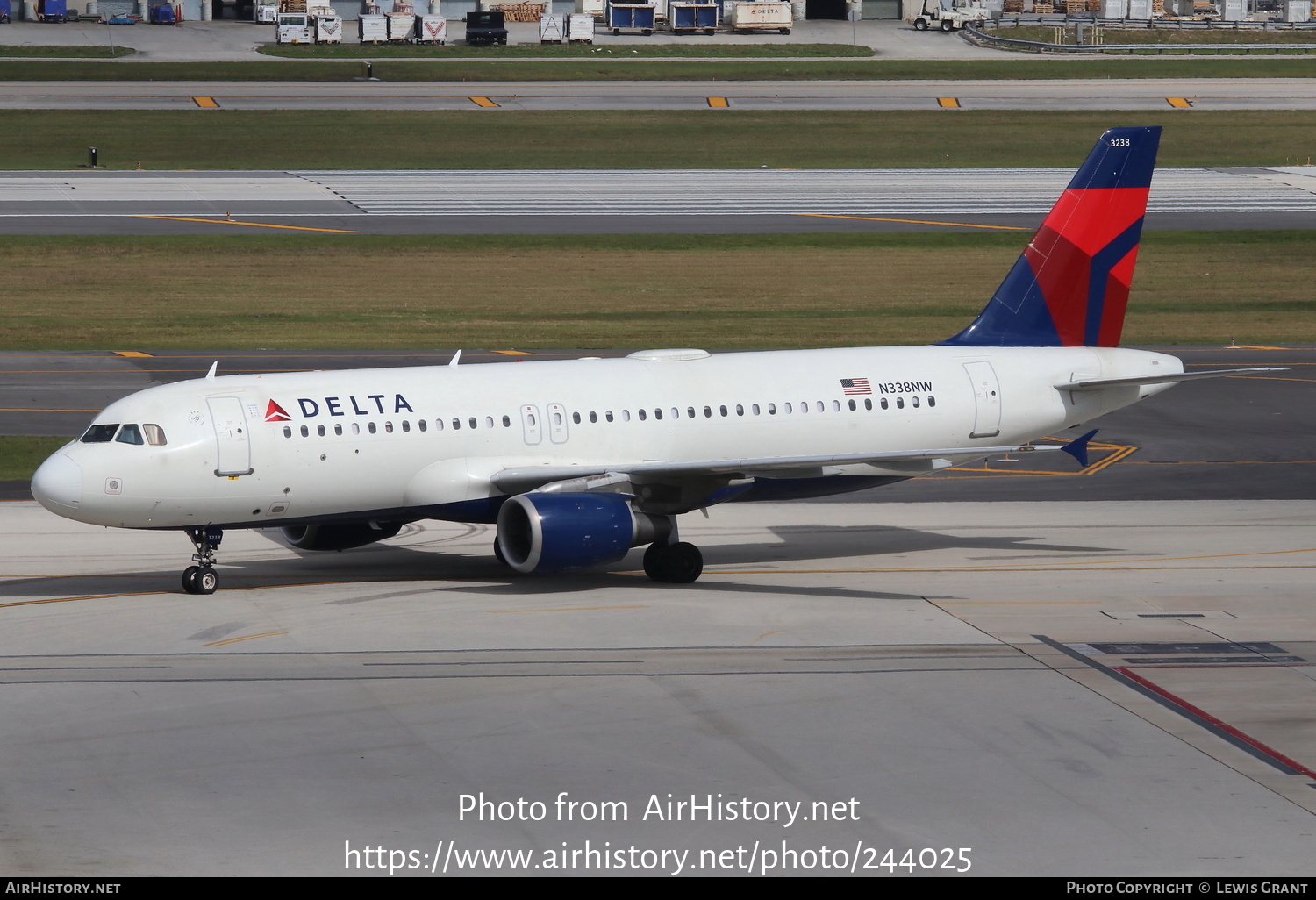 Aircraft Photo of N338NW | Airbus A320-212 | Delta Air Lines | AirHistory.net #244025