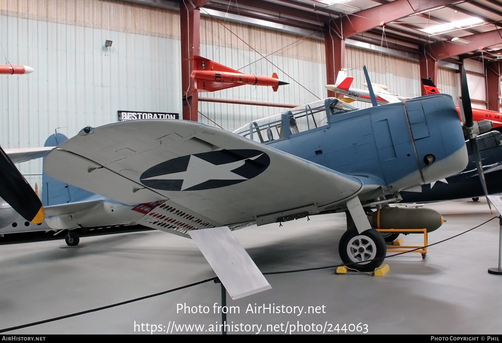 Aircraft Photo of N4864J / 10518 | Douglas SBD-4 Dauntless | USA - Navy | AirHistory.net #244063