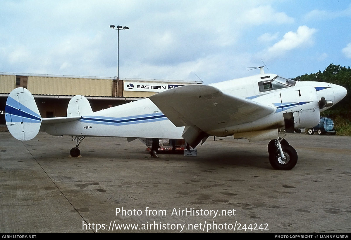 Aircraft Photo of N625B | Beech D18S | AirHistory.net #244242