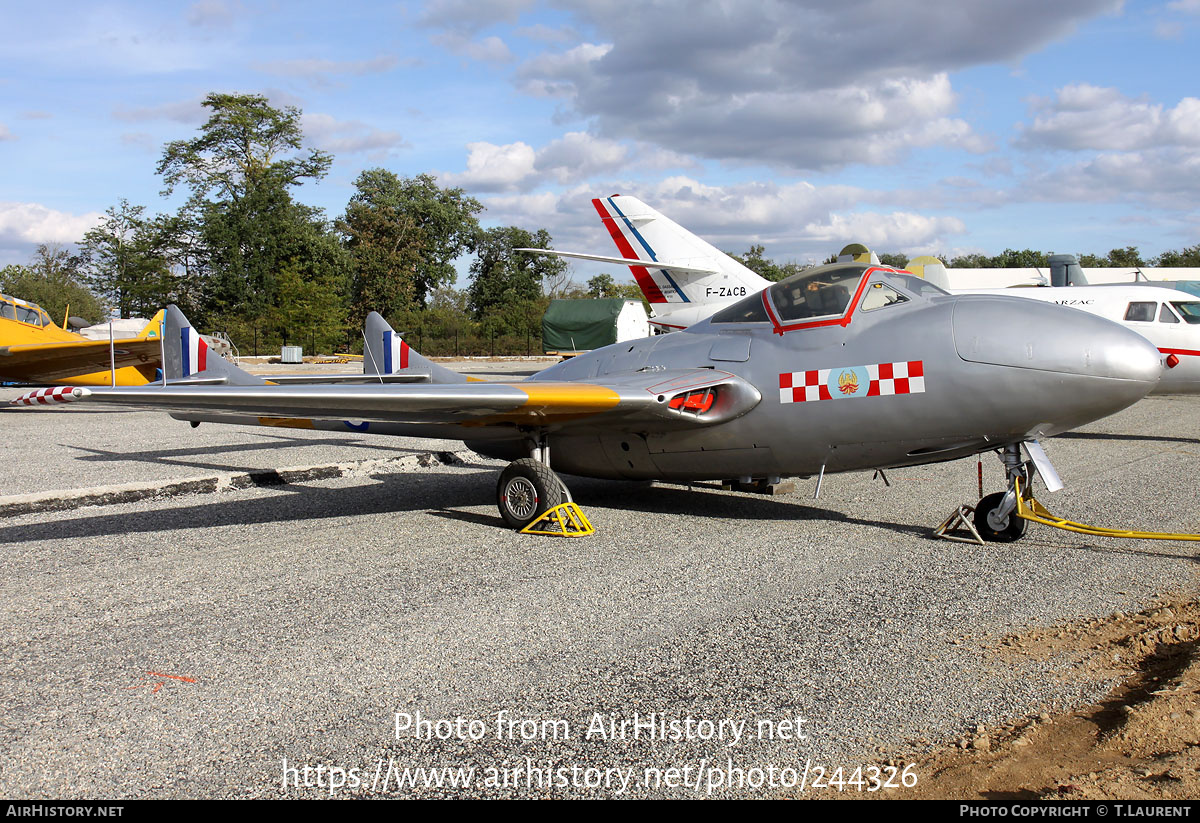 Aircraft Photo of XE950 | De Havilland D.H. 115 Vampire T11 | UK - Air Force | AirHistory.net #244326