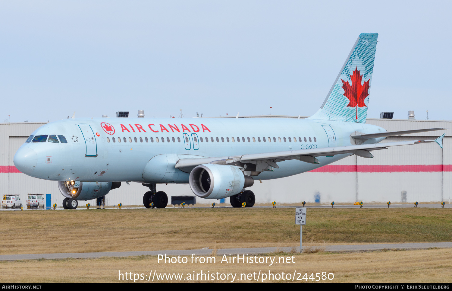 Aircraft Photo of C-GKOD | Airbus A320-214 | Air Canada | AirHistory.net #244580