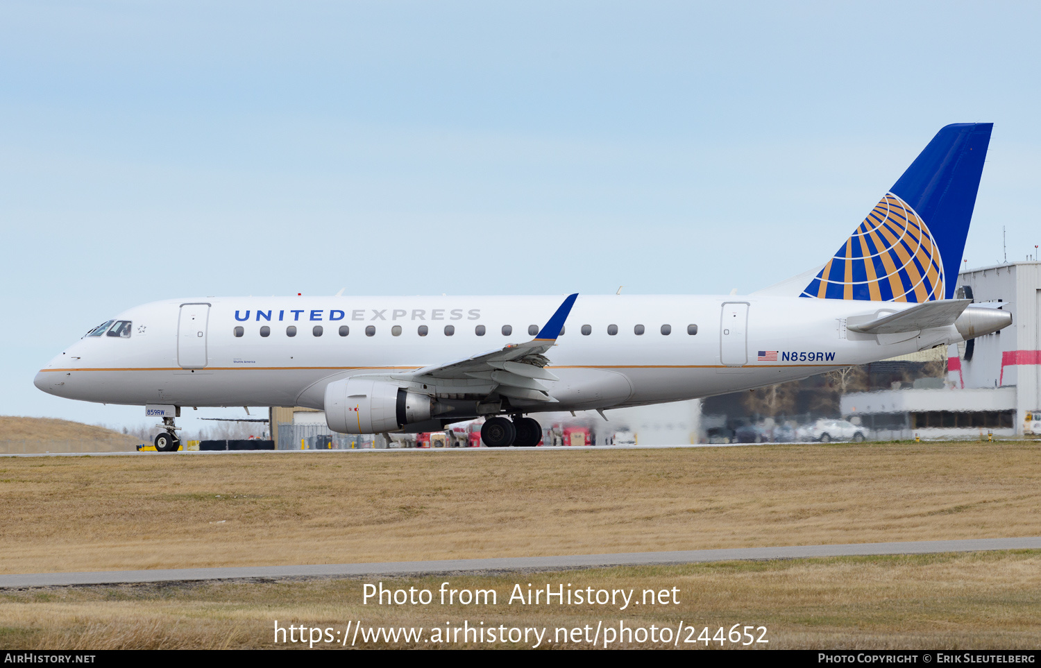 Aircraft Photo of N859RW | Embraer 170SE (ERJ-170-100SE) | United Express | AirHistory.net #244652