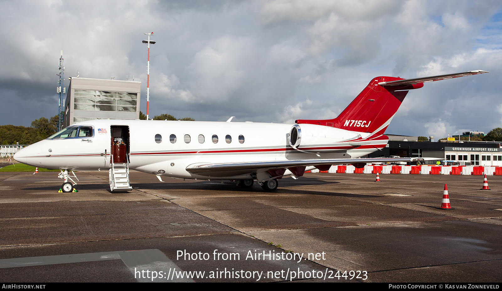 Aircraft Photo of N715CJ | Raytheon Hawker 4000 Horizon | AirHistory.net #244923