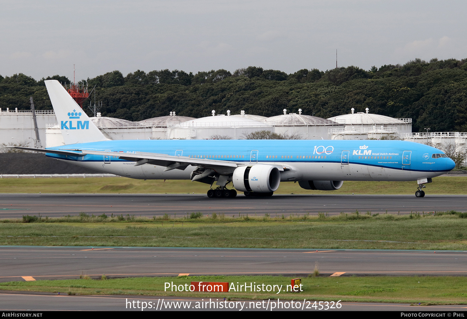 Aircraft Photo of PH-BVU | Boeing 777-300/ER | KLM - Royal Dutch Airlines | AirHistory.net #245326