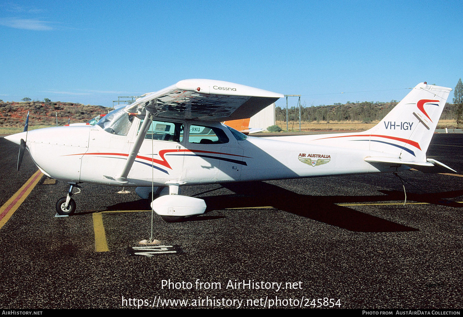 Aircraft Photo of VH-IGY | Cessna 172N Skyhawk | Air Australia International | AirHistory.net #245854