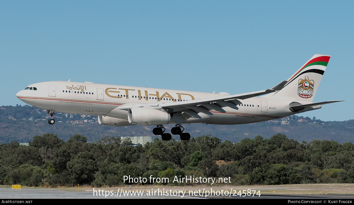 Aircraft Photo of A6-EYT | Airbus A330-243 | Etihad Airways | AirHistory.net #245874